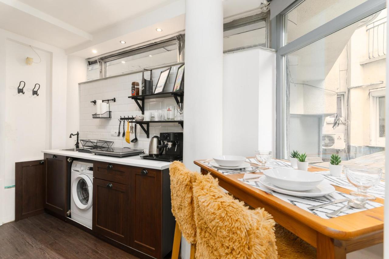 Cheerful Studio Budapest Downtown Esterno foto