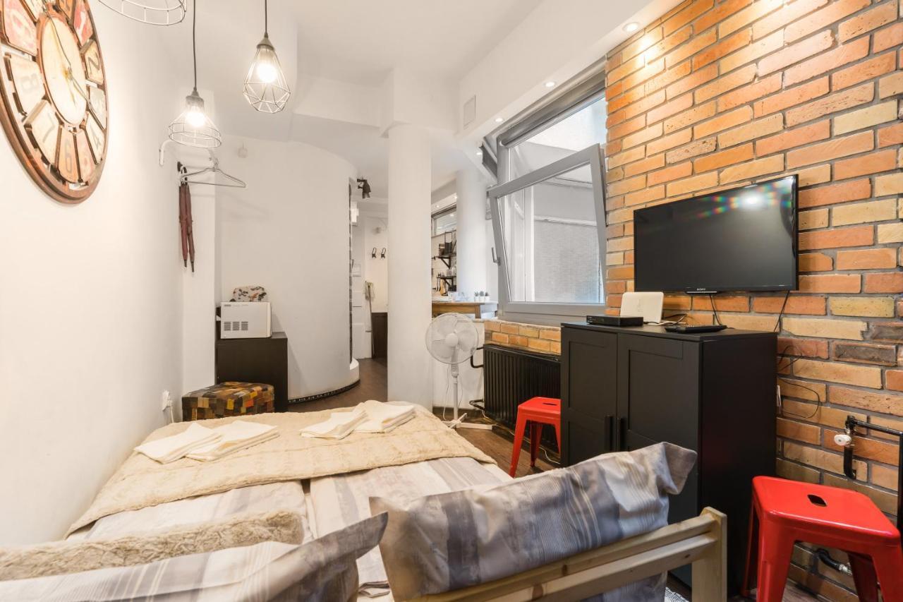 Cheerful Studio Budapest Downtown Esterno foto